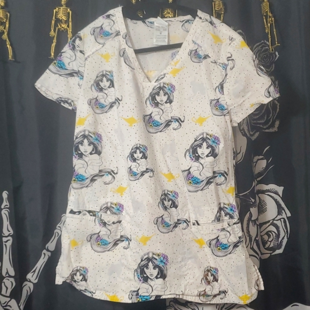 Tooniforms scrub top